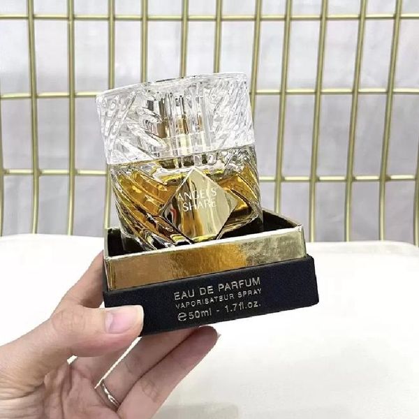 brand don't need a prince 50ml roses on ice rolling in love perfume fragrance long lasting natural spray good smell oem present
brand don't need a prince 50ml roses on ice rolling in love perfume fragrance long lasting natural spray good smell oem present