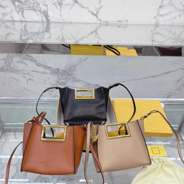 f-button handbag, vegetable basket, simple bucket, single shoulder diagonal chain bag, wing bat bag 230519
f-button handbag, vegetable basket, simple bucket, single shoulder diagonal chain bag, wing bat bag 230519