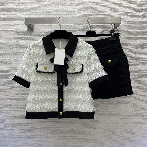 luxury women's two piece dress 2023 new summer autumn lapel neck short sleeve brand same style designer skirts 0519-1, White
luxury women's two piece dress 2023 new summer autumn lapel neck short sleeve brand same style designer skirts 0519-1, White