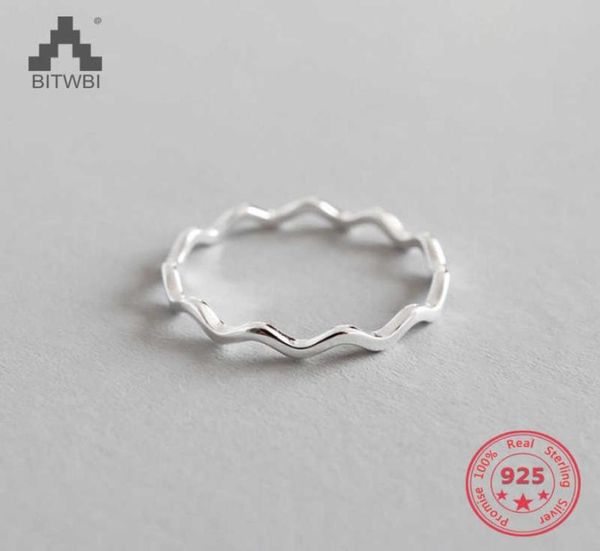 925 sterling silver finger rings gold silver simple thin line curve wave wild smooth woman girl ring striped jewelry wedding q07084914534
925 sterling silver finger rings gold silver simple thin line curve wave wild smooth woman girl ring striped jewelry wedding q07084914534