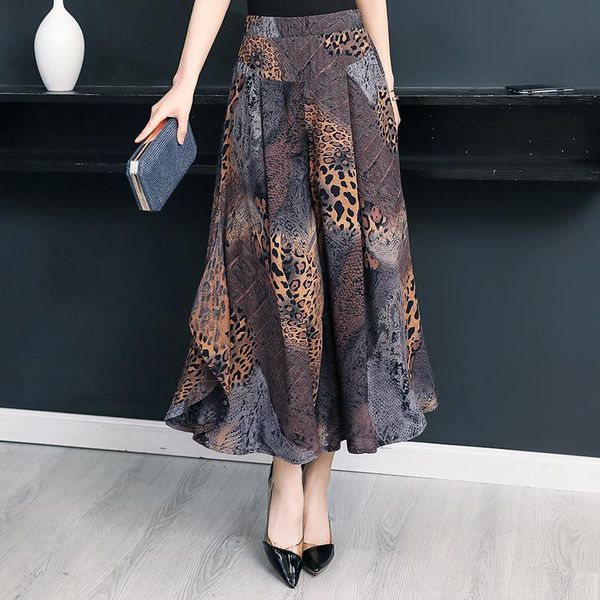 capris 2022 new summer wide leg pants women loose bohemian high waist skirt pants summer vintage trousers women bottoms, Black;white
capris 2022 new summer wide leg pants women loose bohemian high waist skirt pants summer vintage trousers women bottoms, Black;white