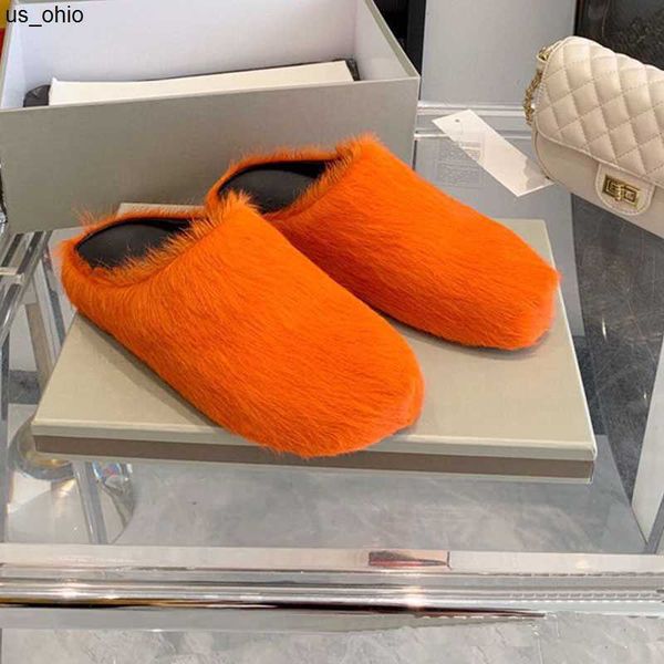 slippers sell luxury designer women horsehair slides slippers classic fashion autumn winter fur fur fluffy letters sandals cover toes wool h, Black
slippers sell luxury designer women horsehair slides slippers classic fashion autumn winter fur fur fluffy letters sandals cover toes wool h, Black