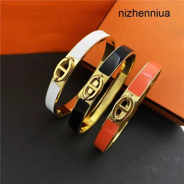2022 designer h pig nose bangles new enamel bracelets anchor chain 8 figure buckle couples daily accessories party wedding gift valentine�, Black
2022 designer h pig nose bangles new enamel bracelets anchor chain 8 figure buckle couples daily accessories party wedding gift valentine�, Black
