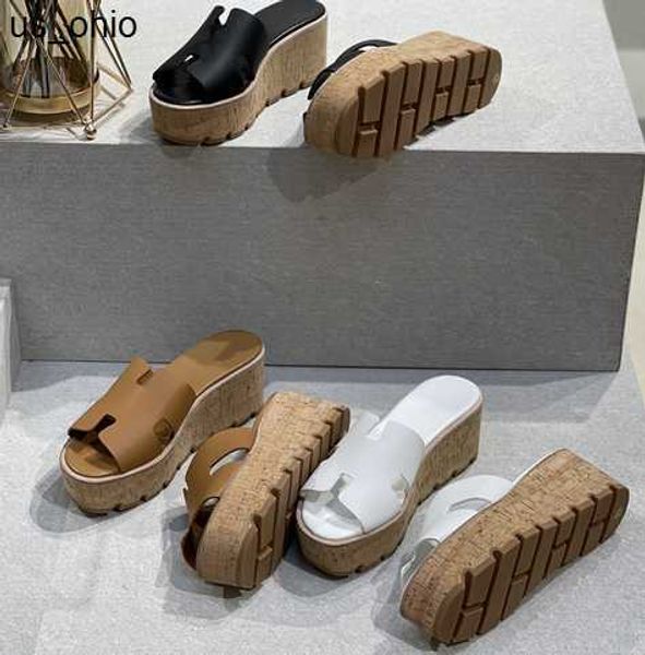 slippers designer outdoor slippers fashion leather womens sandals slippers slide designer luxury flat high heels shoes platform rubber sanda, Black
slippers designer outdoor slippers fashion leather womens sandals slippers slide designer luxury flat high heels shoes platform rubber sanda, Black