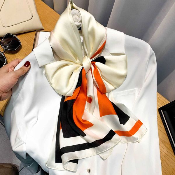 four seasons fashion shawls 2022 korean style print headcloth classic 160x40cm silk scarves popular stripe sunscreen long scarf g220513, Blue;gray
four seasons fashion shawls 2022 korean style print headcloth classic 160x40cm silk scarves popular stripe sunscreen long scarf g220513, Blue;gray