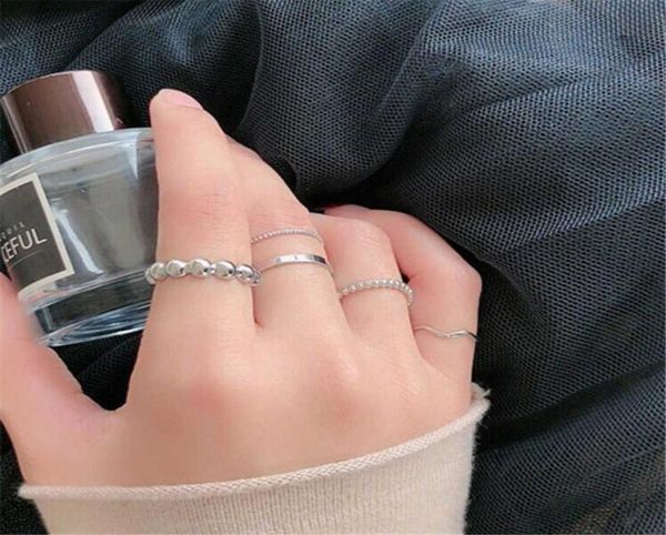 8 pcsset fashion geometric circular wave rings set for women minimalist finger accessories joint ring hip hop jewelry new q2226416, Silver
8 pcsset fashion geometric circular wave rings set for women minimalist finger accessories joint ring hip hop jewelry new q2226416, Silver