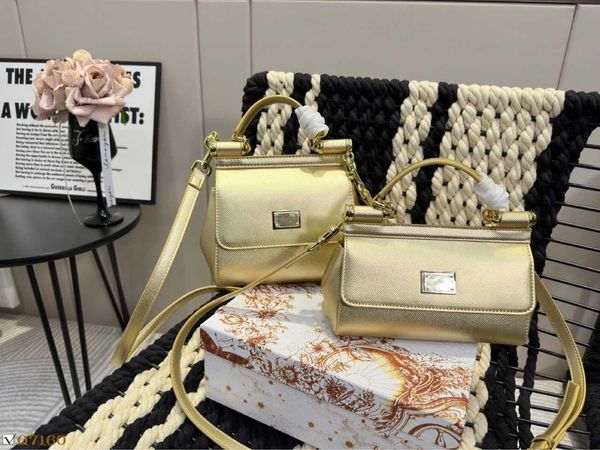 23 new commuter women's bag palm pattern fashion workplace one shoulder oblique straddle handbag mini postman bag women's bag 2305
23 new commuter women's bag palm pattern fashion workplace one shoulder oblique straddle handbag mini postman bag women's bag 2305