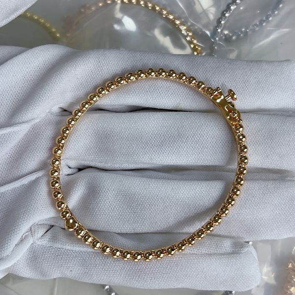 designer van clover women bangle four leaf flower internet celebrity women jewelry 18k gold bracelets woman men couple luxury bracelet 56, Black
designer van clover women bangle four leaf flower internet celebrity women jewelry 18k gold bracelets woman men couple luxury bracelet 56, Black