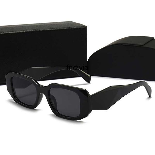 2022 p designer sunglass women eyeglasses outdoor shades pc frame fashion classic lady sun glasses mirrors for womens luxury sunglasses gogg, White;black
2022 p designer sunglass women eyeglasses outdoor shades pc frame fashion classic lady sun glasses mirrors for womens luxury sunglasses gogg, White;black