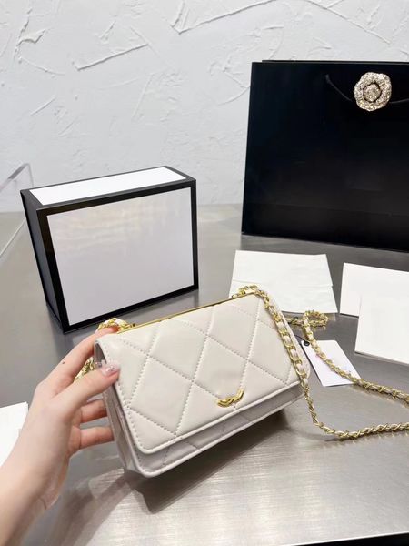 fashion shoulder bag xiaoxiang home luxury designer bag metal chain black and white women's underarm bag sheepskin print with gold buck
fashion shoulder bag xiaoxiang home luxury designer bag metal chain black and white women's underarm bag sheepskin print with gold buck