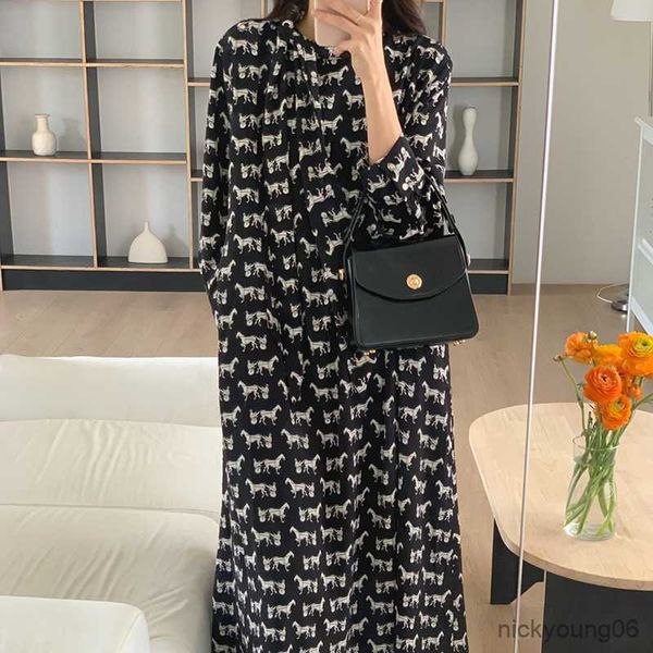 new arrival spring maternity dress women fashion style large size dresses pregnant women clothing r230519, White
new arrival spring maternity dress women fashion style large size dresses pregnant women clothing r230519, White