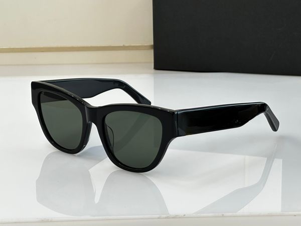 women sun glasses cat eye glasses luxury designer sunglasses 8033 high end atmosphere full frame glasses uv400, White;black
women sun glasses cat eye glasses luxury designer sunglasses 8033 high end atmosphere full frame glasses uv400, White;black