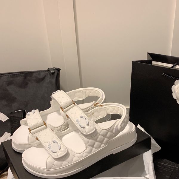 sandals leather open toe luxury designer 2023 summer new versatile indoor and outdoor diamond plaid flat bottom leather non slip womens sand, Black
sandals leather open toe luxury designer 2023 summer new versatile indoor and outdoor diamond plaid flat bottom leather non slip womens sand, Black