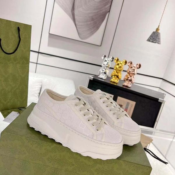 designer sneakers oversized casual shoes white black leather luxury velvet suede womens espadrilles trainers man women flats lace up platfor
designer sneakers oversized casual shoes white black leather luxury velvet suede womens espadrilles trainers man women flats lace up platfor