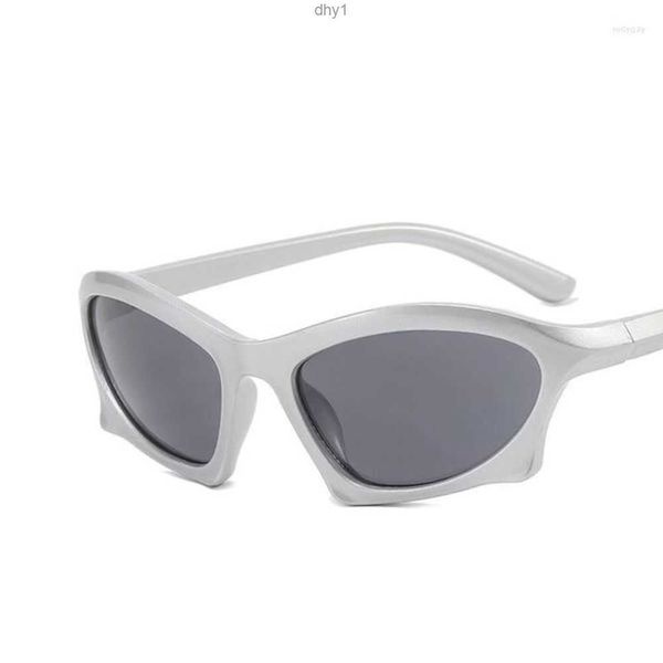 sunglasses y2k goggle men women 2023 brand design vintage mirror sport trends driver sun glasses shades hip hop punk eyewear 2cb3h, White;black
sunglasses y2k goggle men women 2023 brand design vintage mirror sport trends driver sun glasses shades hip hop punk eyewear 2cb3h, White;black