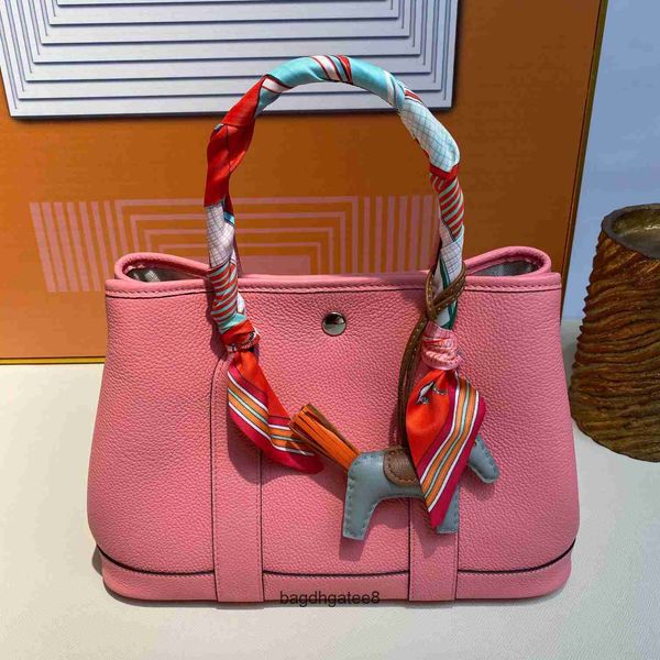 36cm real designer bags totes bag 2023 garden party leather genuine leathers togo layer cowhide women's lychee handbag simple tote shop
36cm real designer bags totes bag 2023 garden party leather genuine leathers togo layer cowhide women's lychee handbag simple tote shop