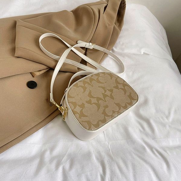 brand women's day packs classic women's vintage mantou bag living wave age reducing double zipper single shoulder oblique straddle
brand women's day packs classic women's vintage mantou bag living wave age reducing double zipper single shoulder oblique straddle