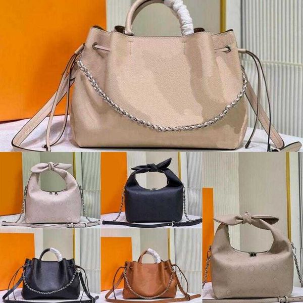 luxury designer totes leather bella tote perforation bags fashion classic handbags for women purse with pouch wallet woman shopping shoulder
luxury designer totes leather bella tote perforation bags fashion classic handbags for women purse with pouch wallet woman shopping shoulder