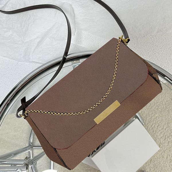 luxury leather designer bags shoulder bag womens square luxurys handbags fashion chain metal large capacity artwork casual summer purse
luxury leather designer bags shoulder bag womens square luxurys handbags fashion chain metal large capacity artwork casual summer purse