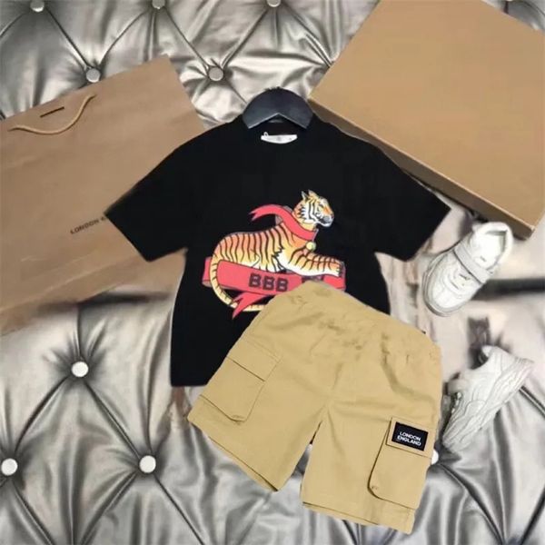luxury boys clothing designer brand kids clothes classic animal printed tshirts letter clothing sets black tshirt kids fashion suits dhgate, White
luxury boys clothing designer brand kids clothes classic animal printed tshirts letter clothing sets black tshirt kids fashion suits dhgate, White