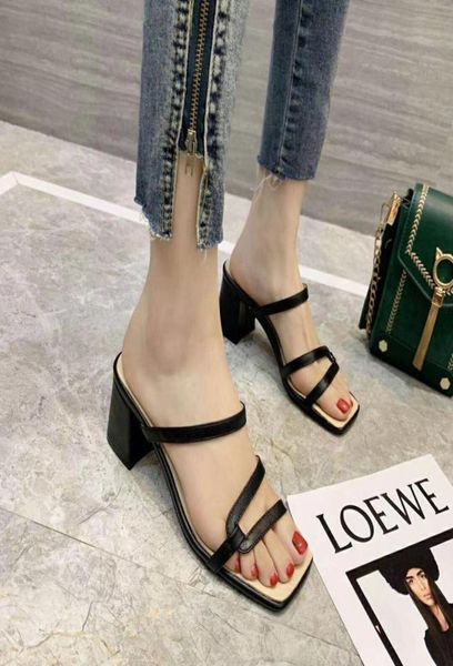 2020052603y black white strappy 5cm chunky heel slides sandals kitten calf grained leather5146251
2020052603y black white strappy 5cm chunky heel slides sandals kitten calf grained leather5146251