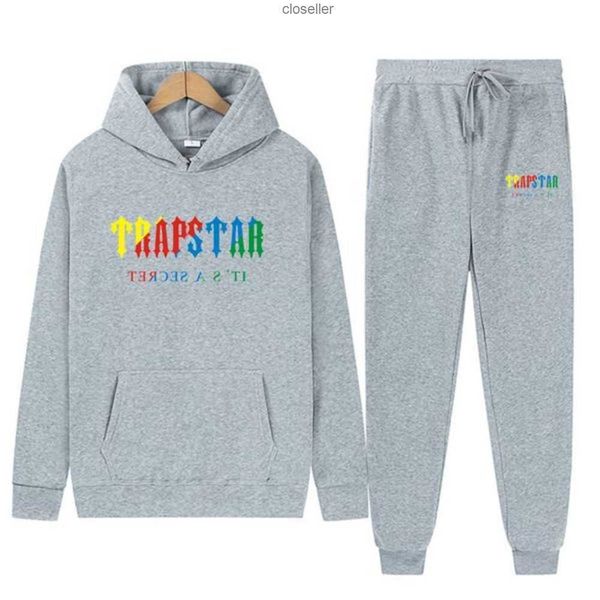 tracksuit trapstar brand printed sportswear men's t shirts 16 colors warm two pieces set loose hoodie sweatshirt pants jogging 220615 2, White;black
tracksuit trapstar brand printed sportswear men's t shirts 16 colors warm two pieces set loose hoodie sweatshirt pants jogging 220615 2, White;black