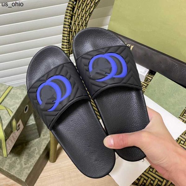 slippers brand slide man black slippers women stripe slides white red beac size 3545 j0520
slippers brand slide man black slippers women stripe slides white red beac size 3545 j0520