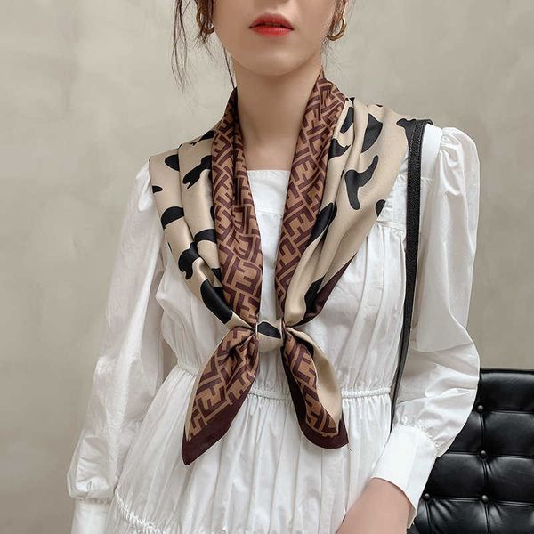 2021 new spring women scarf quality shawl silk fashion scarf headscarf beach sunscreen bag headscarf scarf 90cm*90cm g220513, Blue;gray
2021 new spring women scarf quality shawl silk fashion scarf headscarf beach sunscreen bag headscarf scarf 90cm*90cm g220513, Blue;gray