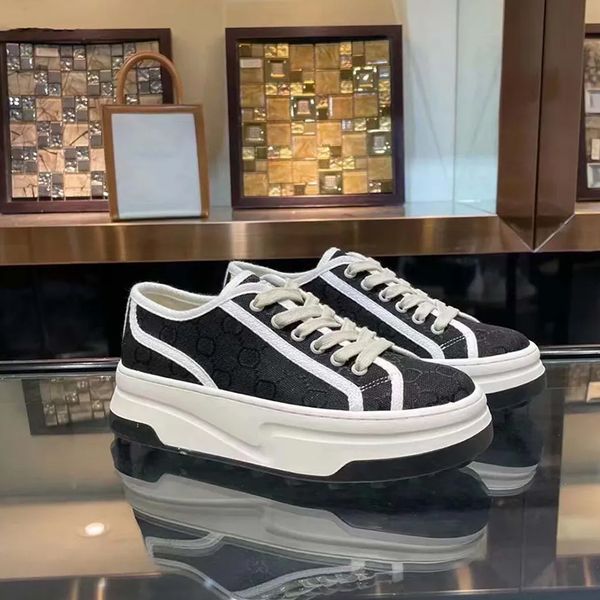designer shoes fashion real luxury leather handmade multicolor gradient technical sneakers man women famous shoe casual shoes trainers brand, Black
designer shoes fashion real luxury leather handmade multicolor gradient technical sneakers man women famous shoe casual shoes trainers brand, Black
