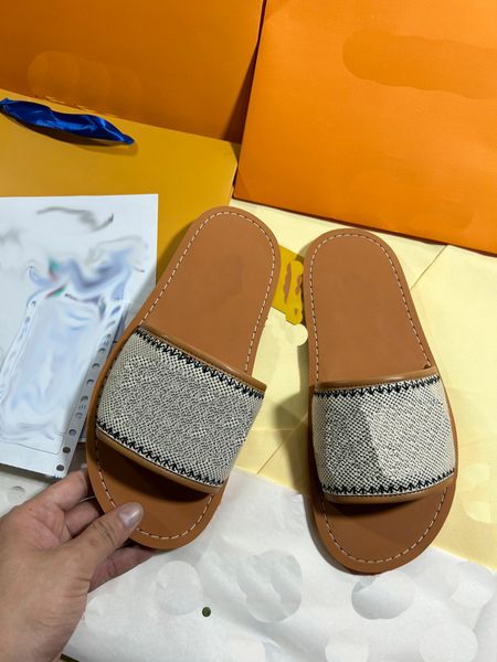 2023 slippers paris sliders mens womens slippers summer slides london england sandals beach slide ladies flip flops loafers home plaid patte, Black
2023 slippers paris sliders mens womens slippers summer slides london england sandals beach slide ladies flip flops loafers home plaid patte, Black