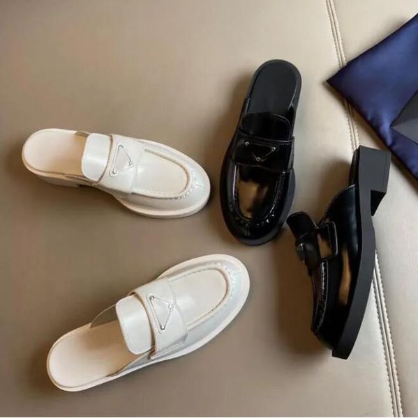 2023 designer shoes monolith rubber platform women sneakers black shiny leather slipper chunky round head sneaker pointed thick bottom loafe
2023 designer shoes monolith rubber platform women sneakers black shiny leather slipper chunky round head sneaker pointed thick bottom loafe