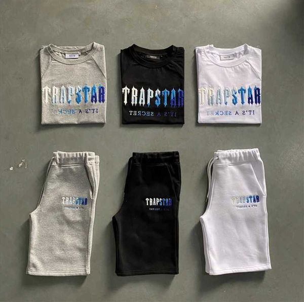 men's trapstar t shirt set letter embroidered tracksuit short sleeve plush shorts breathable design 83ess, White;black
men's trapstar t shirt set letter embroidered tracksuit short sleeve plush shorts breathable design 83ess, White;black