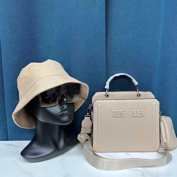 2023 selling summer bag handbag messenger bag large capacity two-piece candy color women's bags
2023 selling summer bag handbag messenger bag large capacity two-piece candy color women's bags