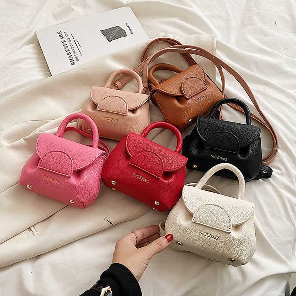 this year's new women's mini handbag trendy small square commuting crossbody daily casual shoulder bag
this year's new women's mini handbag trendy small square commuting crossbody daily casual shoulder bag