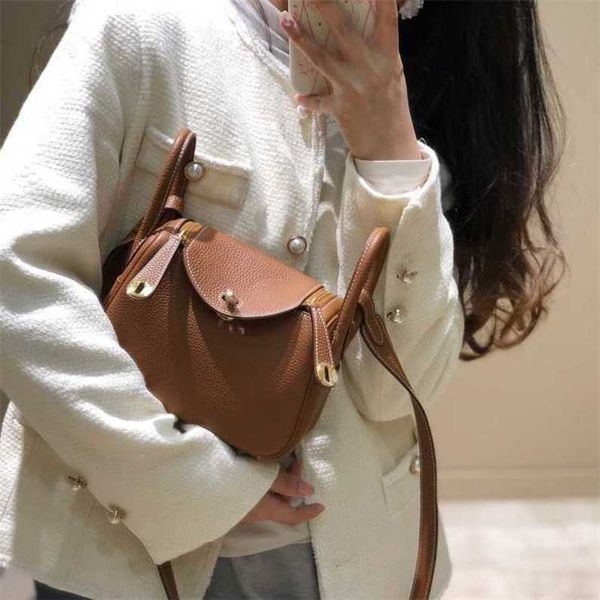 authentic tote bag lindys luxury bags 2023 new layer togo cowhide mini bag pillow bag mini leather one shoulder cross body small bag girl
authentic tote bag lindys luxury bags 2023 new layer togo cowhide mini bag pillow bag mini leather one shoulder cross body small bag girl