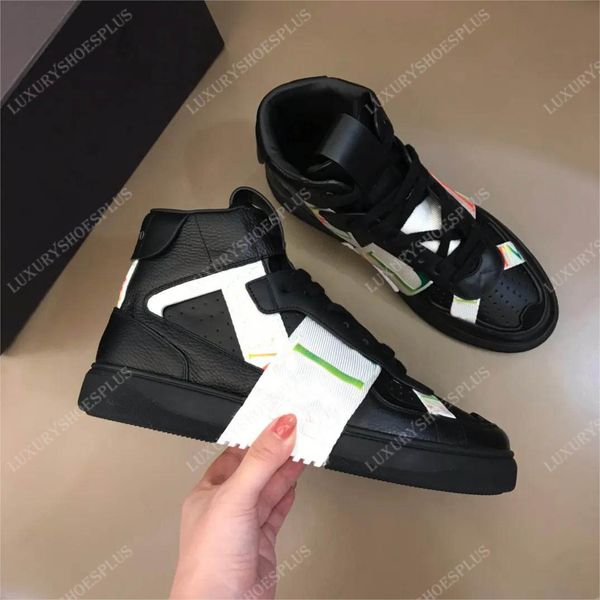 designer mens casual shoes high sneakers fashion leather lace up trainers mens flats runway letters luxury shoe spring autumn vulcanized sol, Black
designer mens casual shoes high sneakers fashion leather lace up trainers mens flats runway letters luxury shoe spring autumn vulcanized sol, Black