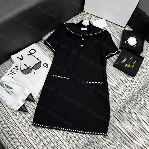 23ss womens designer clothing summer dresses women dress navy lapel patchwork embroidery tucked waist short-sleeved dress womens clothing, Black;gray
23ss womens designer clothing summer dresses women dress navy lapel patchwork embroidery tucked waist short-sleeved dress womens clothing, Black;gray