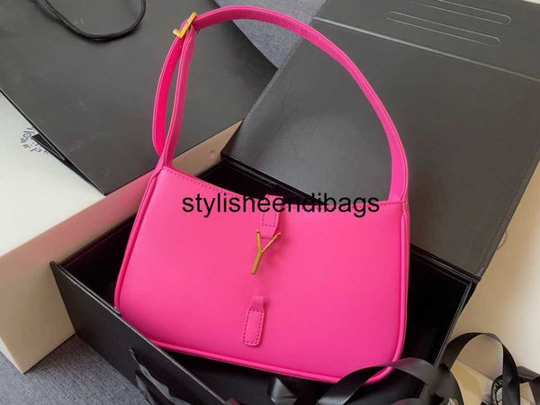stylisheendibags shoulder bags handbag women luxurys designers bags fashion chain purses ladies clutch classic womens diagonal travel bag w2
stylisheendibags shoulder bags handbag women luxurys designers bags fashion chain purses ladies clutch classic womens diagonal travel bag w2