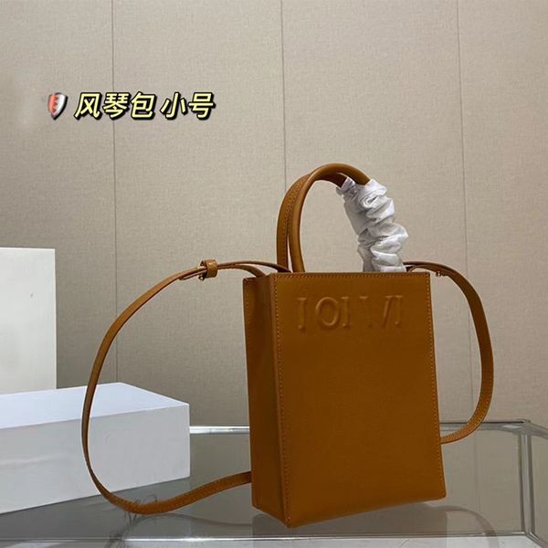 designer 2023 spring and summer new shoulder bag tote bag handbag sheet music bag large capacity korean version simple female bag trendy bag
designer 2023 spring and summer new shoulder bag tote bag handbag sheet music bag large capacity korean version simple female bag trendy bag