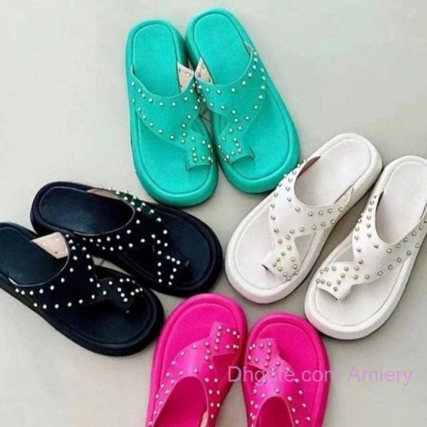 thick bottom slippers 2023 beach shoes women designer new summer slippers outdoor toe rivet thick bottom slide sandals woman
thick bottom slippers 2023 beach shoes women designer new summer slippers outdoor toe rivet thick bottom slide sandals woman