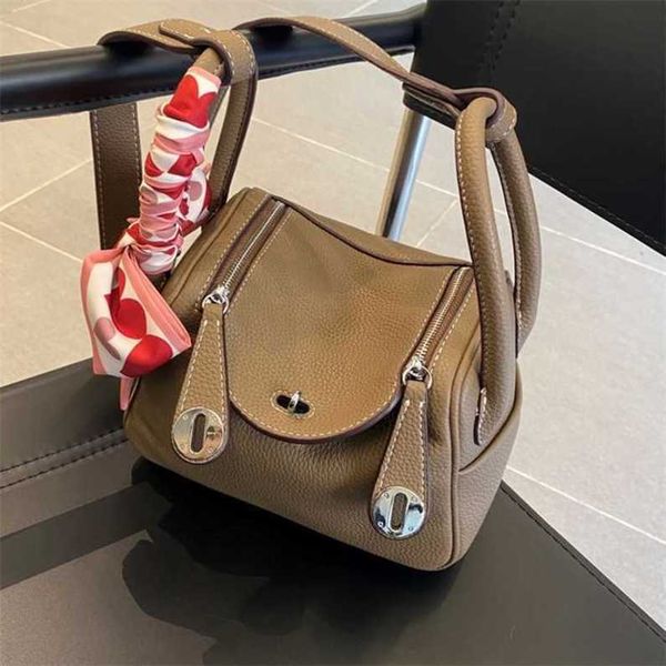 authentic tote bag lindys luxury bags mini genuine leather women's bag 2023 new doctor's bag mini underarm pillow bag handheld cro
authentic tote bag lindys luxury bags mini genuine leather women's bag 2023 new doctor's bag mini underarm pillow bag handheld cro