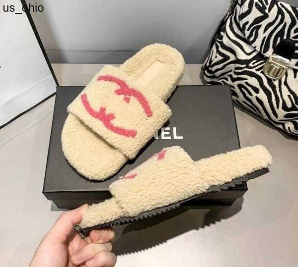 slippers designers women soft slippers woolskin sheepskin insole slides winter luxury plush fur oran sandals rubber sole flat slipper c63 j0, Black
slippers designers women soft slippers woolskin sheepskin insole slides winter luxury plush fur oran sandals rubber sole flat slipper c63 j0, Black