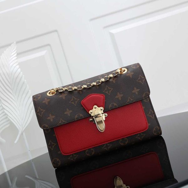 designer's new summer chain bag metal classic reading crossbody bag ladies luxury brand 2023 leather shoulder bag
designer's new summer chain bag metal classic reading crossbody bag ladies luxury brand 2023 leather shoulder bag
