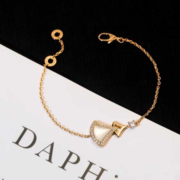new high version baojia skirt v rose gold 18k beimu fan bracelet accessories live broadcast direct, Golden;silver
new high version baojia skirt v rose gold 18k beimu fan bracelet accessories live broadcast direct, Golden;silver