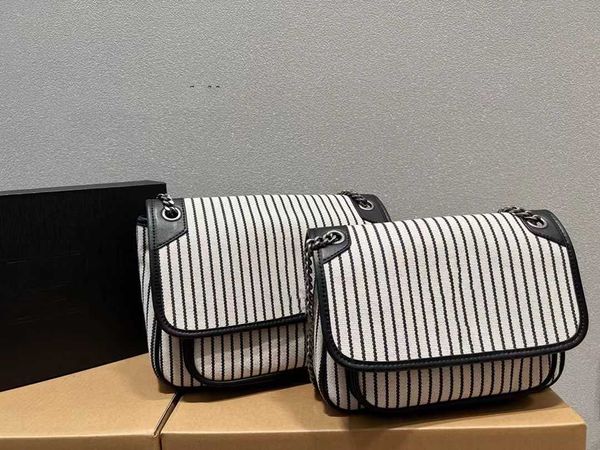 22 new commuting messenger bag fabric magnetic buckle stripe canvas chain single shoulder bag portable messenger bag women's fashion 23
22 new commuting messenger bag fabric magnetic buckle stripe canvas chain single shoulder bag portable messenger bag women's fashion 23