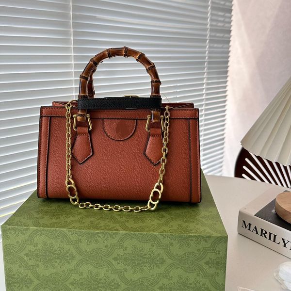 cross body designers bags women bamboo handbag matching buckles large capacity ladies shopping bag vintage style fashion crossbodybags
cross body designers bags women bamboo handbag matching buckles large capacity ladies shopping bag vintage style fashion crossbodybags