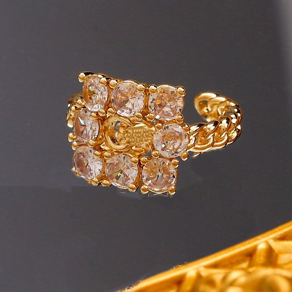 luxury designer rings for women men fashion trend brand gold ring couple sterling silver new style holiday gift personalized
luxury designer rings for women men fashion trend brand gold ring couple sterling silver new style holiday gift personalized