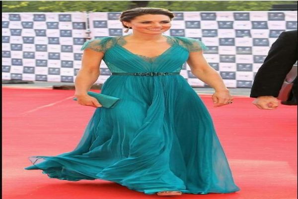 new kate middleton in jenny packham sheer with cap sleeves evening gowns formal celebrity red carpet dresses lace chiffon evening 3272600, Black;red
new kate middleton in jenny packham sheer with cap sleeves evening gowns formal celebrity red carpet dresses lace chiffon evening 3272600, Black;red
