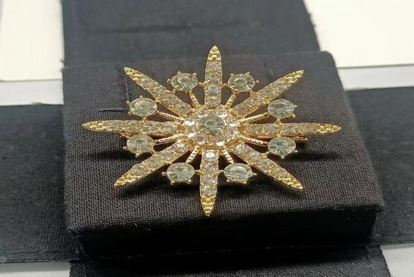 famous design gold anise star luxurys desinger brooch women rhinestone pearl letter brooches suit pin fashion jewelry clothing dec3799653, Gray
famous design gold anise star luxurys desinger brooch women rhinestone pearl letter brooches suit pin fashion jewelry clothing dec3799653, Gray