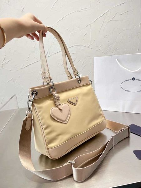 22 new canvas oxford fabric water quality sense leisure professional commuter bag love pendant big tote bag shopping bag 230519
22 new canvas oxford fabric water quality sense leisure professional commuter bag love pendant big tote bag shopping bag 230519